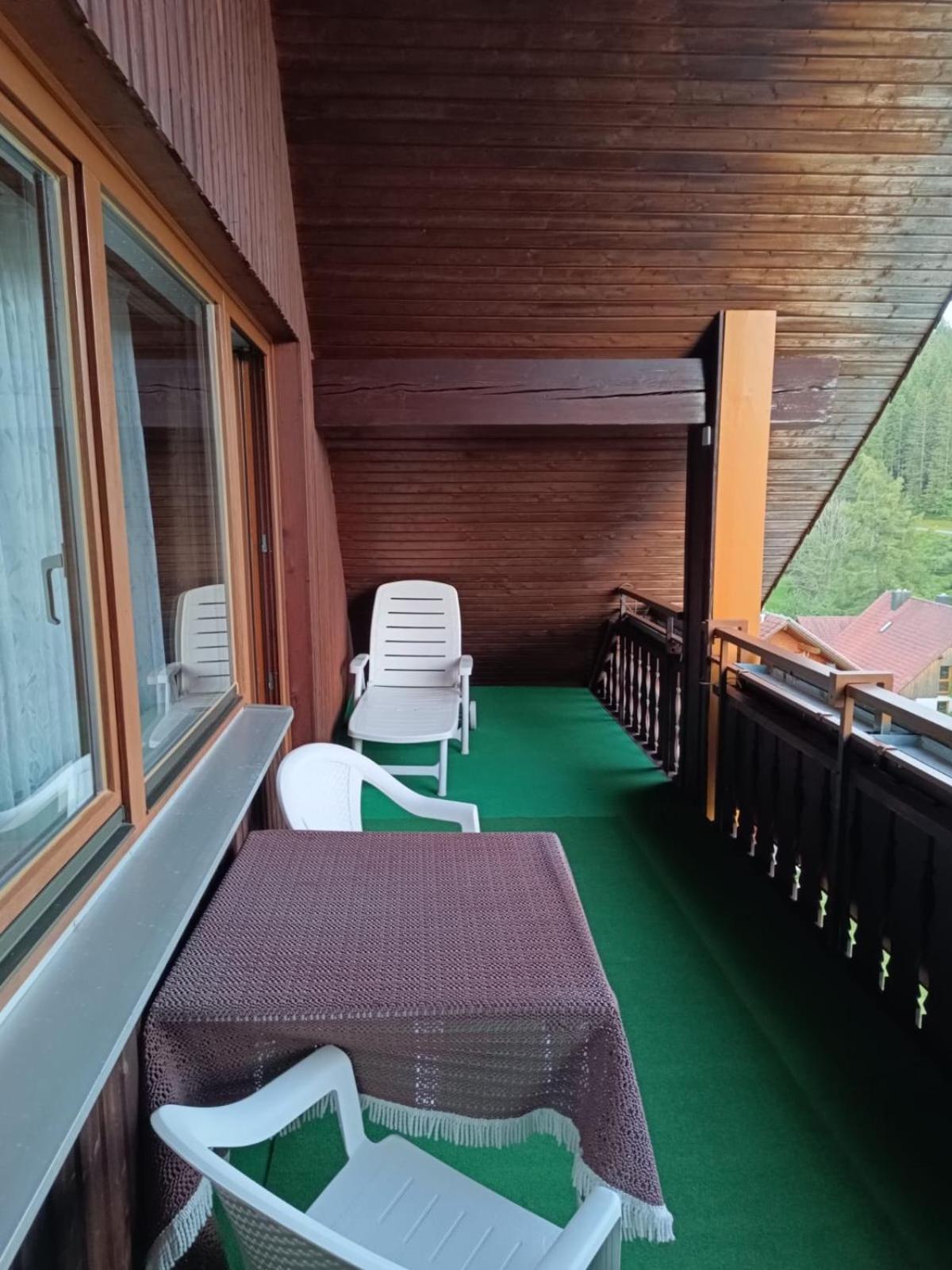 Auerhahn Bed And Breakfast - Black Forest - Waldhotel Eisenbach  Dış mekan fotoğraf