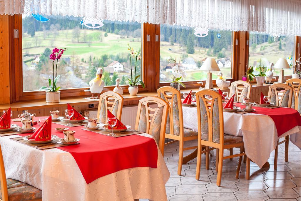 Auerhahn Bed And Breakfast - Black Forest - Waldhotel Eisenbach  Dış mekan fotoğraf